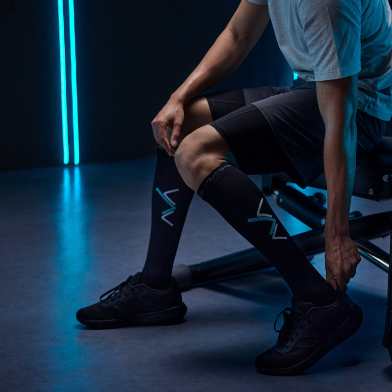 Video instructivo que muestra cómo utilizar las medias de compresión AVAPRESS.